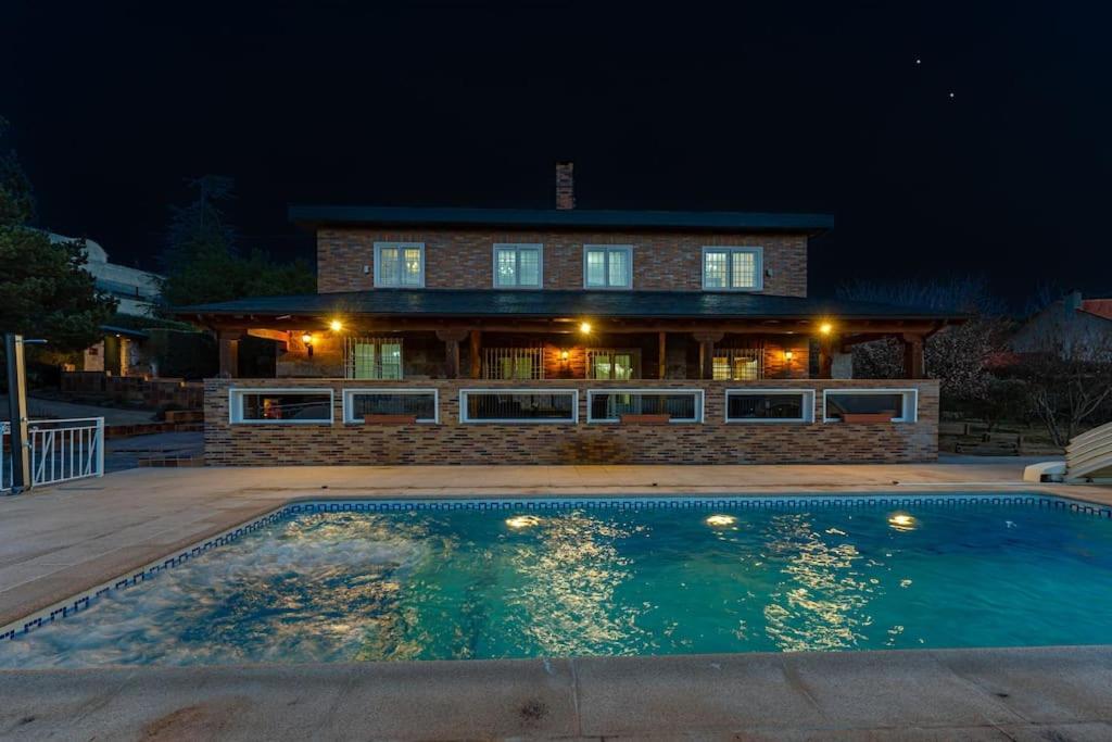 El Jardin De Estrella Villa Navacerrada Exterior foto